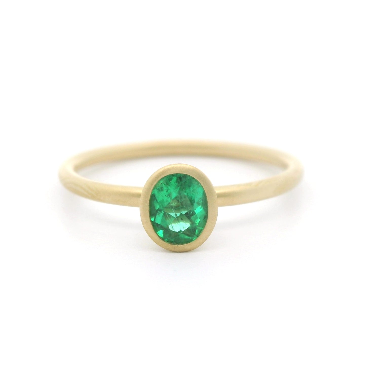 Emerald Oval Yumdrop Ring 0.35ct 18K Yellow Gold Size 7