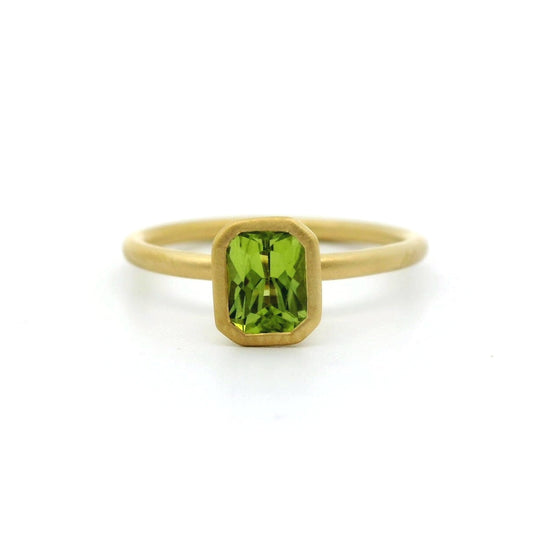 PT EC YUM RI 0.74CT 18KY SZ6.5 KC9710