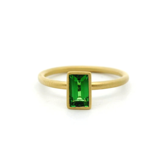 TS BG YUM RI 0.60CT 18KY SZ6.5 KC9840