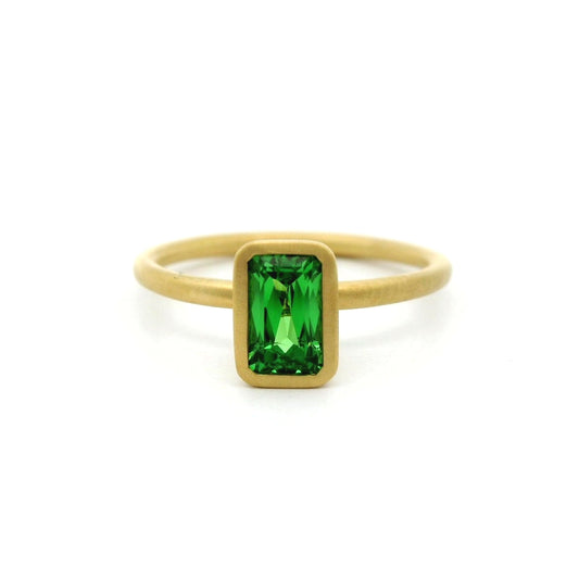 TS EC YUM RI 0.93CT 18KY SZ6.5 KC9950