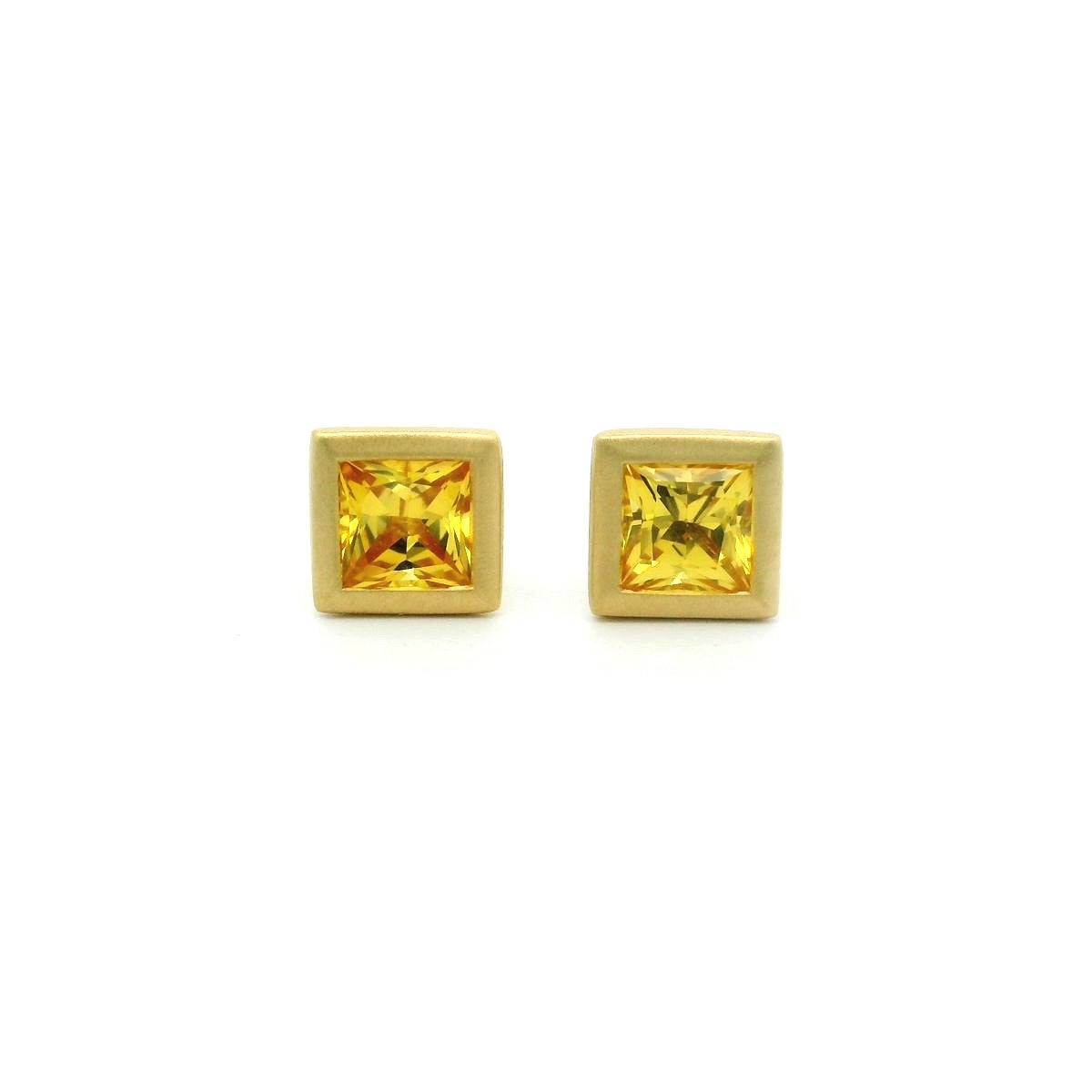 Yellow Sapphire Princess Cut Bezel Earring 0.74ct 18K Yellow Gold